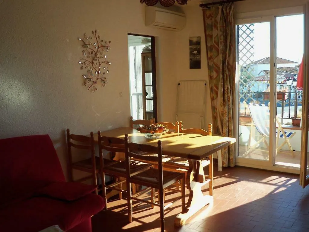 Appartement Camargue Saintes-Maries-de-la-Mer 0*,